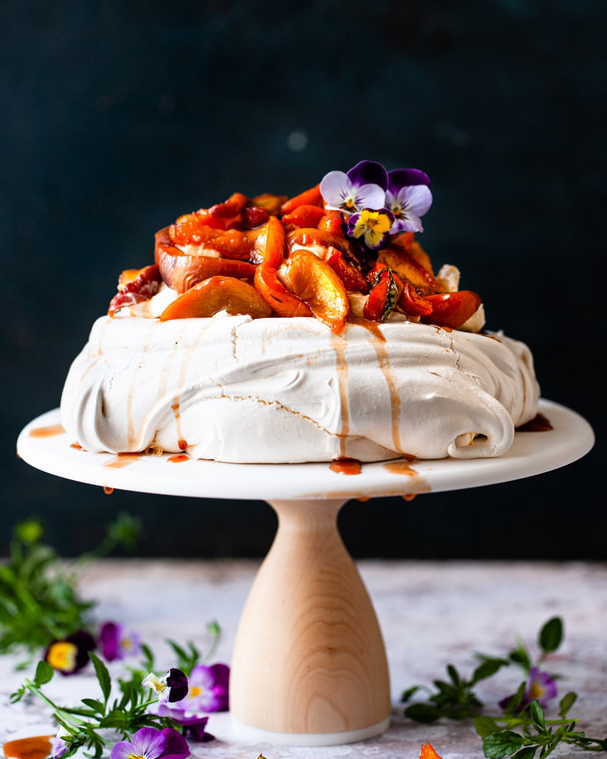 Caramelised Peach Pavlova with Honeycomb